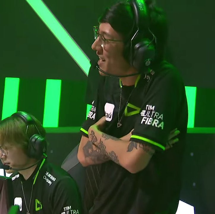 maisesportsbr's tweet photo. A Marines joga quando mesmo?  #Worlds2023 https://t.co/dfMM3o9fFP