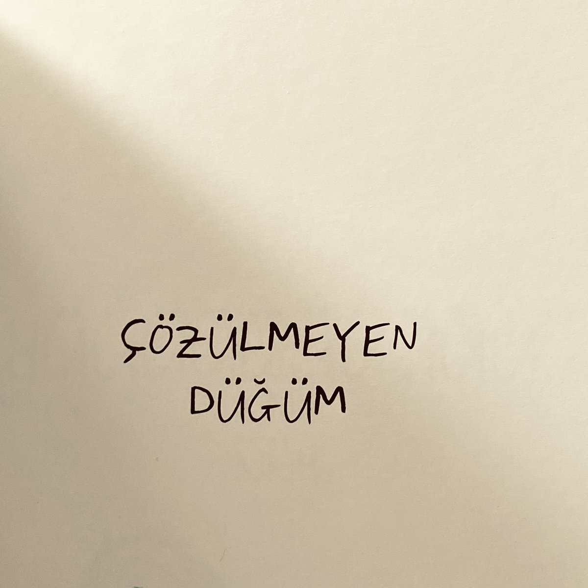 ezgihoscan's tweet photo. sensiz ben https://t.co/dTPV4AWmQr