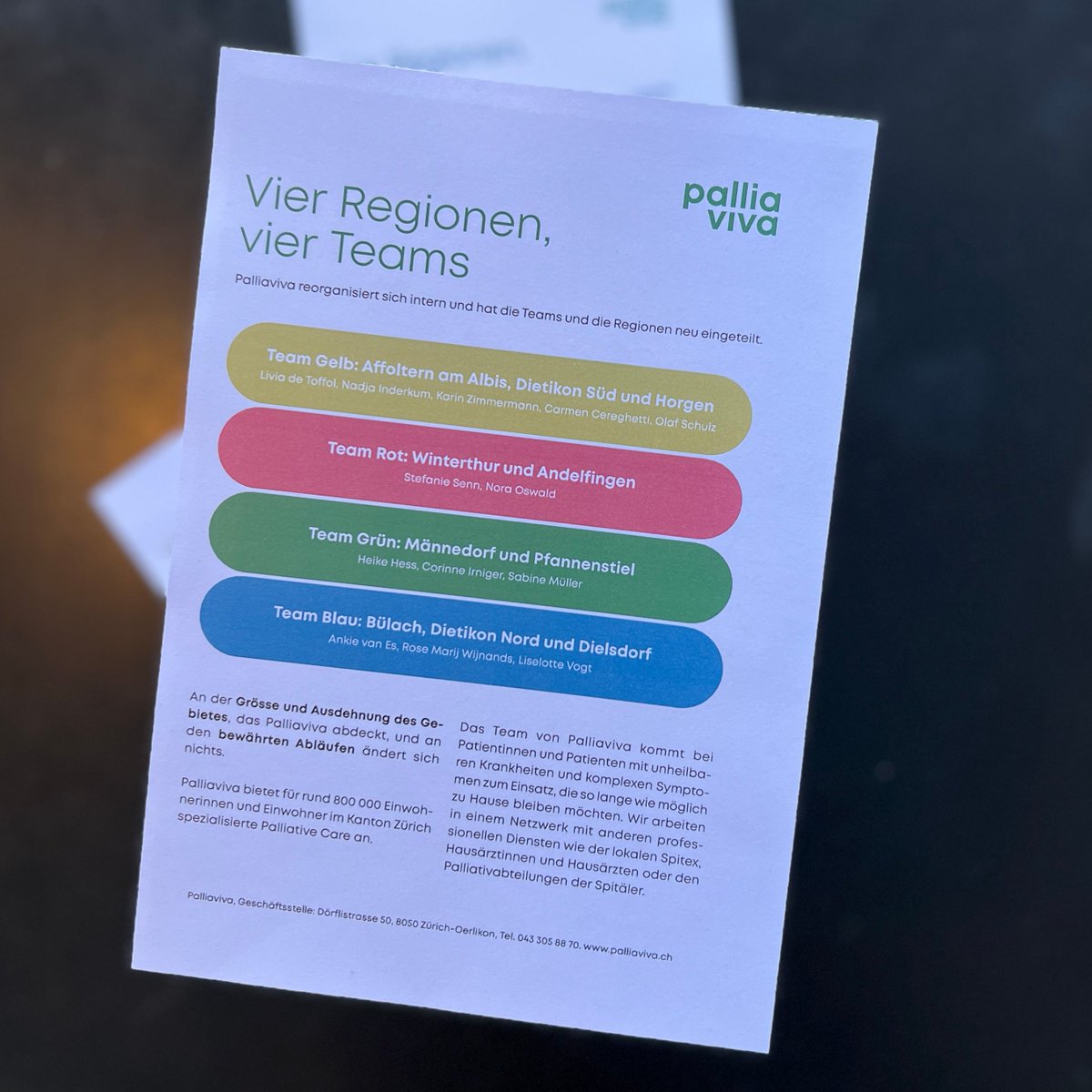 Vier Regionen, vier Teams ‒ ein Ziel:
Seit 1. Oktober arbeiten wir mit einer neuen internen Struktur in den Teams Gelb, Rot, Grün und Blau. Damit können wir noch mehr Zeit in die Besuche bei Patient*innen und Angehörigen investieren.

#team #organisation #regionen #palliativecare