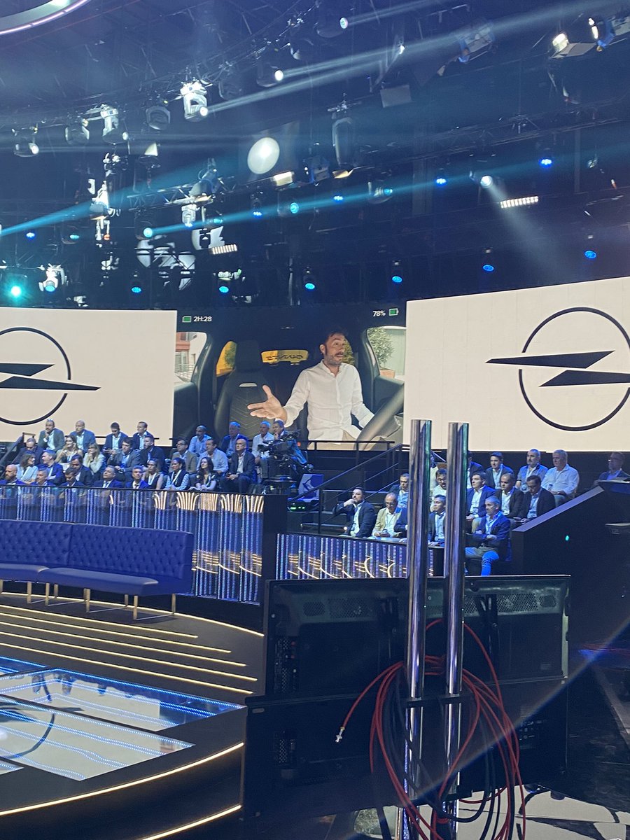GARCIARAUL1's tweet photo. #YesOfCorsa !! Hoy en @mediaset con @eldesmarque y con nuestra Red de Concesionarios @Opel_Spain  . Renting @leasysofficial ➡️ YesOfCorsa ! https://t.co/TzNqg49TDP