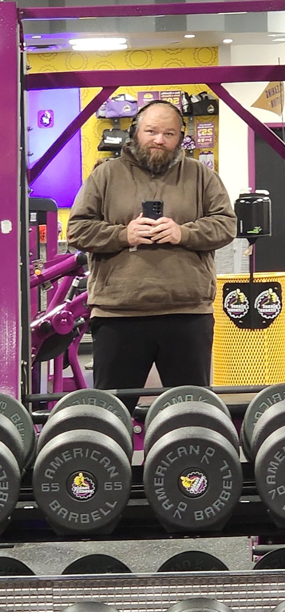 Getting my early morning lift on.