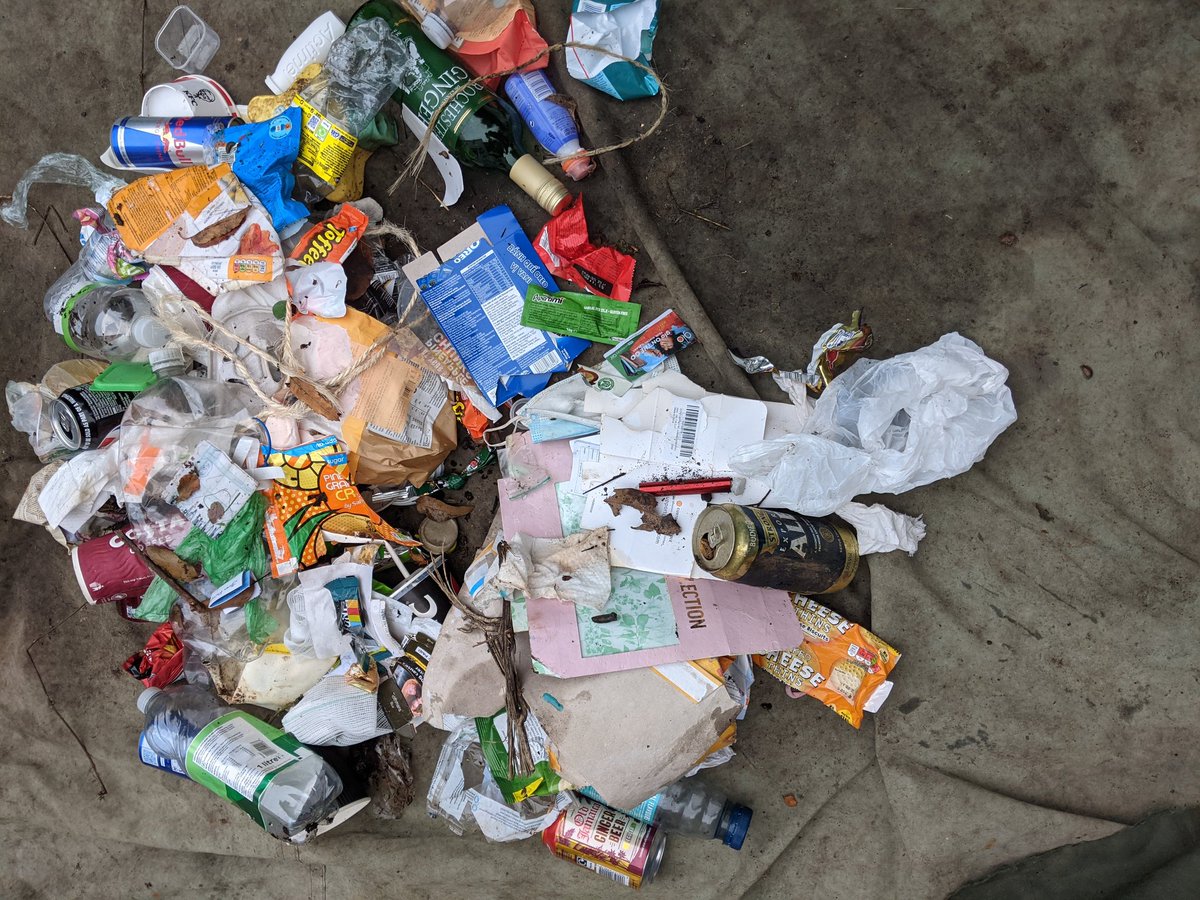 EricTorrington's tweet photo. Yesterday was take fly-tip #plastics to #PykeQuarry day. Followed up by a #torchlight #litterpick to relieve 149 items off the streets. 3 #Dursley / #Cam picks & over 1000 #litter items liberated. Supporting @Dursley @CamParish @StroudDC @KeepBritainTidy https://t.co/gh8KjoDkfs