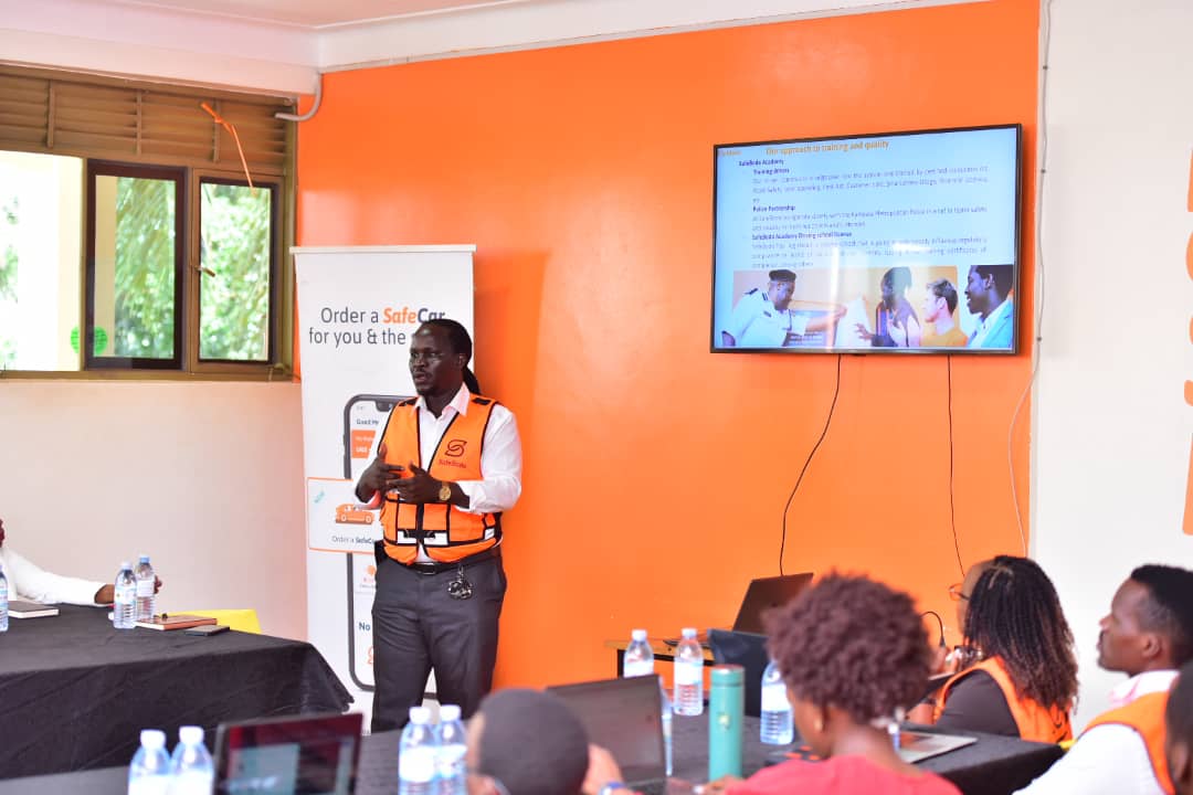 MrInfluencerUg1's tweet photo. Alot more was shared today when The Minister of Science, Technology, &amp; Innovation, Hon. @DrMusenero visited @SafeBoda offices in Kyebando with a delegation from the @STIsecretariat. The Director &amp; co-founder, @RapaRicky, together with their Country Director @CathieTulina. https://t.co/SvqH98mOFF