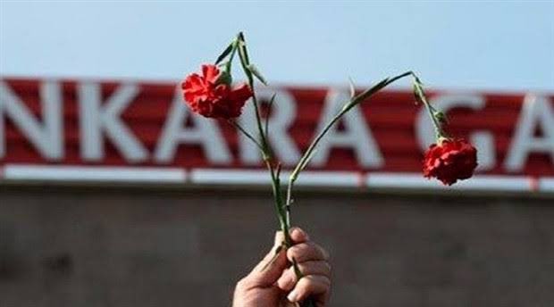 Yalnız yalın anlat öykümüzü
geleceğin insanlarına.
yerimizi alacaklara anlat
nasıl cesurduk kavgada.
                  Nikola Vaptsarov
#10Ekim #10EkimAnkaraKatliamı