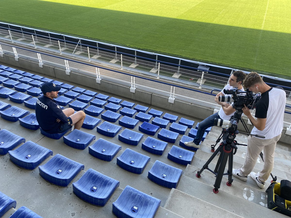 L’équipe d’<a href="/ArthurBourdeau0/">Arthur Bourdeau</a> <a href="/CanalplusRugby/">CANAL+ Rugby</a> est avec nous au #Michelin pour une série d’interviews qui habillera le documentaire « inside »  diffusé en fin d’année 😊
#WorkInProgress