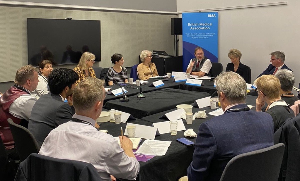This morning the BMA held a vitally important round table discussion with @karinsmyth MP at Labour Party Conference.