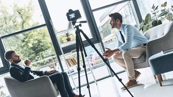 kronotipo_'s tweet photo. #Influyee (influencer employee, empleado influencer) y #prescriptor: dos estilos con los que los empleados son embajadores y promotores de la empresa, la marca, el proyecto, la actividad, etc.
@Mkt4eCommerce: https://t.co/CaC4o4wpWj
@Infoempleo: https://t.co/7ZIcYnGkrP https://t.co/9i0pUoDzFa