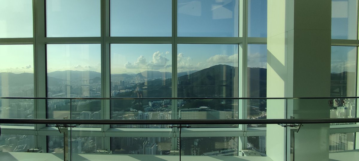 Komorebi1992's tweet image. I&apos;ve lost my heart in Asia. I totally adore Japan and South Korea. Can&apos;t wait to come back next year 🇰🇷🇯🇵
#wanderlust #fernweh