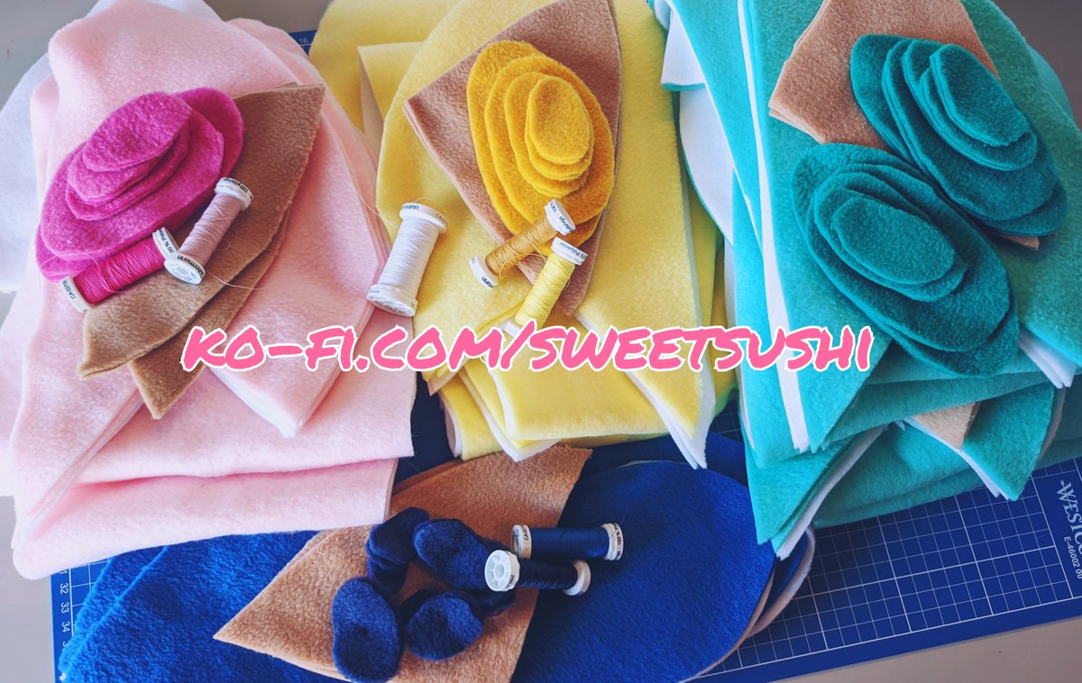 SweetsushiSews's tweet photo. More hats to be made and finished soon for Halloween 🎃🦑 wip #splatoon hats ✨ https://t.co/cm6KiQkL0u