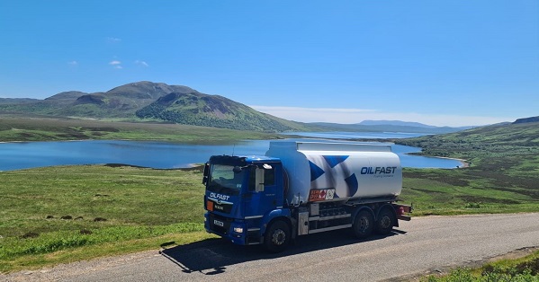 FuelOilNews's tweet photo. Oilfast celebrates a landmark anniversary - Motherwell-based fuel supplier, @OilfastScotland , recently marked a decade in business.

https://t.co/WkrMlKmpiA

#fueldistribution #Scotland #Motherwell #anniversary https://t.co/vI6J6u1XiO