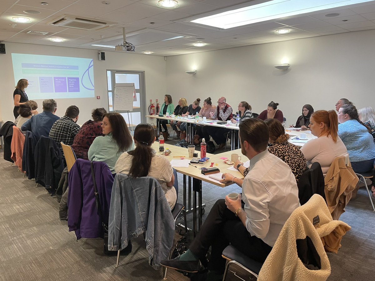 kl_longstaff's tweet photo. Working in collaboration with @LeedsMind on #WorldMentalHealthDay to deliver Mental Health Awareness Training #mymindshop #together #federationfirst thanks @LeedsMind for educating us about the work you do. https://t.co/YYD8GwiLyE
