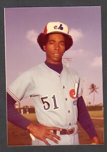 All the best to Larry Lintz on his birthday today. He stole 50 bases for the #expos in 1974 and that standard held until Ron LeFlore broke it with 97 in 1980.