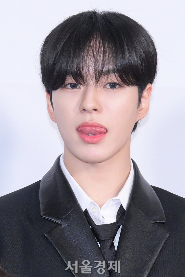 viraltakes's tweet photo. Yoon Jaehyuk of TREASURE at the 2023 The Fact Music Awards. https://t.co/1cxa84S8nx