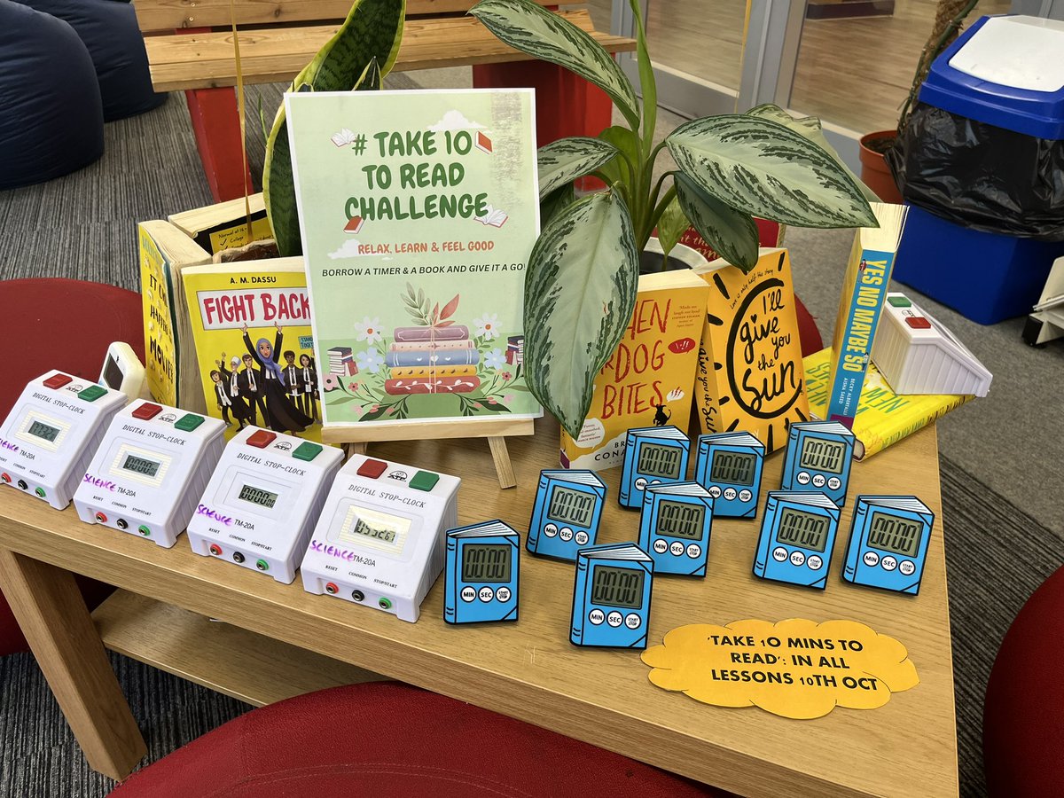 The library is buzzing today and we love seeing so many new faces coming in to read for 🔟 minutes #Take10ToRead @Literacy_Trust