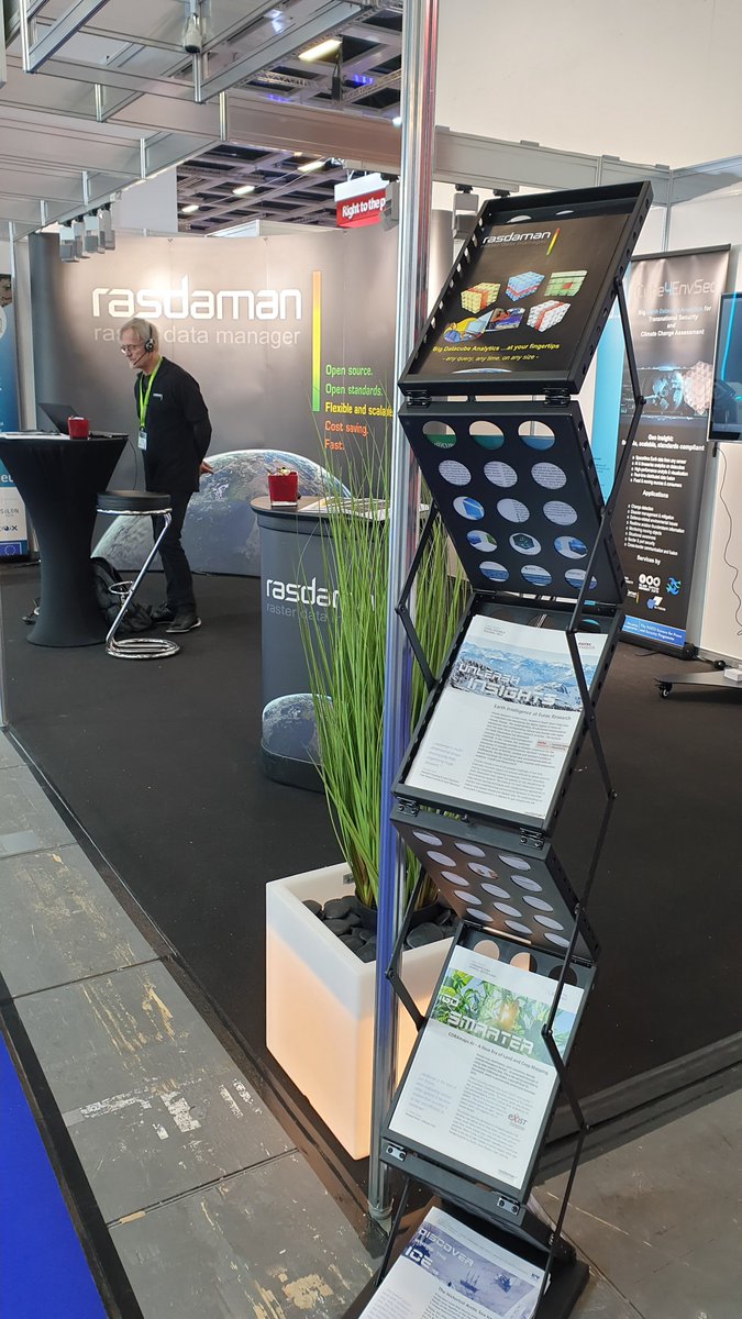 rasdamanGmbH's tweet image. Interested in High-Speed-Timeseries Analytics? Learn more about #datacubes and #MachineLearning in our live demos at the #Intergeo2023 in hall 1.2, booth B1.022. The rasdaman team is pleased to meet you! @InsideIntergeo #EO #Copernicus 
#timeseries #data #AI #BigData #sentinel