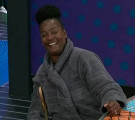 rbbq's tweet photo. Things You "Need To Know" - Day 69 #BB25 

1. Jag uses the veto on Felica, Bowie nominates Cameron
2. Cameron thinks he broke a nomination record, but he's not even close
3. Cirie/Felicia realize Matt/Jag are good with everyone, discuss working with Cory/America https://t.co/n8NcjkHn7c