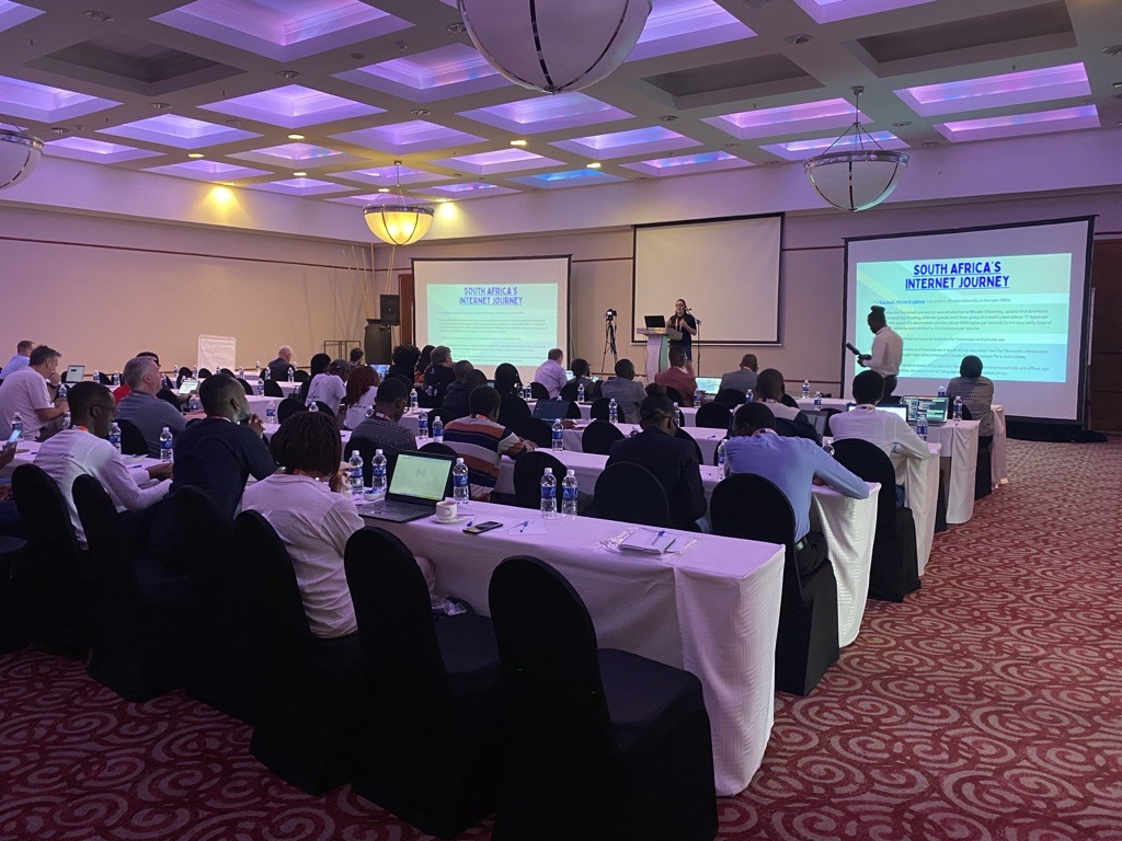 SAFNOG's tweet photo. #SAFNOG8 https://t.co/jRRm7HaJTX