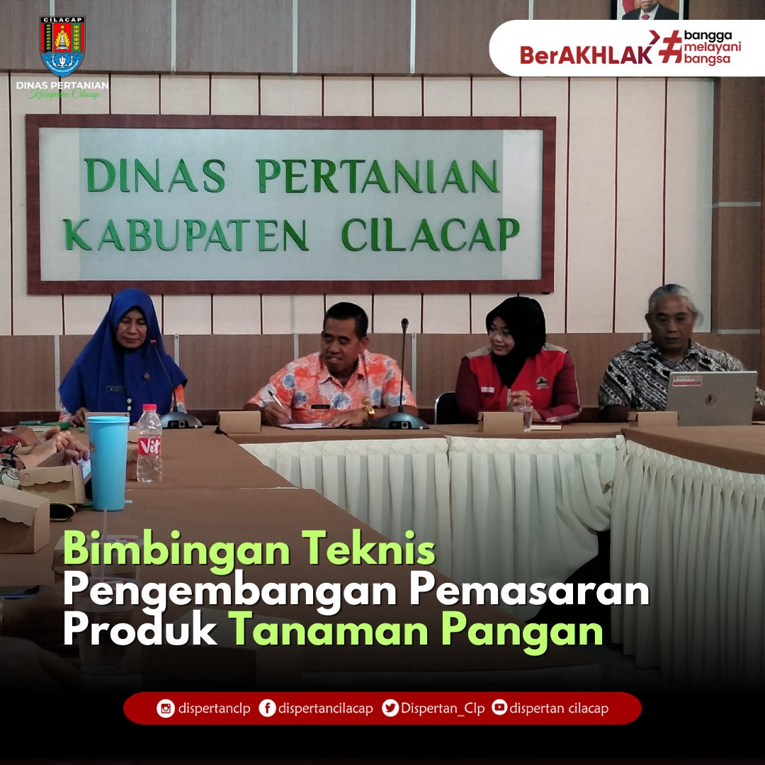 Dispertan_Clp's tweet photo. Dinas Pertanian Kabupaten Cilacap melalui Bidang Tanaman Pangan melaksanakan Bimbingan Teknis Pengembangan Pemasaran Produk Tanaman Pangan pada hari Selasa (10/10) di Aula Dinas Pertanian Kabupaten Cilacap. https://t.co/Lp11Qii5H2