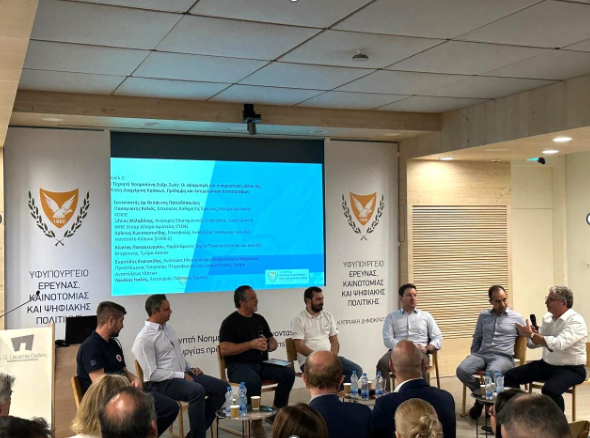 deepcamera tweet media