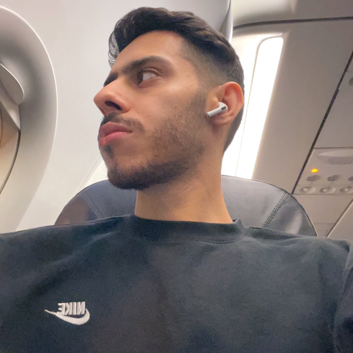 _bbaz's tweet image. 🛫