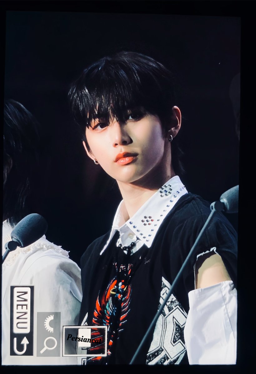 Persiancat0810's tweet photo. 231010 
더팩트 뮤직 어워즈

#BOYNEXTDOOR #보이넥스트도어 
#TAESAN #태산 https://t.co/MaEcwnPZr2