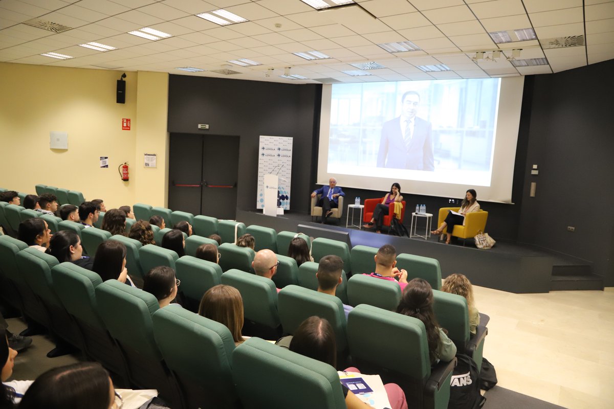 👏👏 Los estudiantes de #Enfermería inician las clases en las sedes de Córdoba y Sevilla de la Universidad Loyola uloyola.es/blog/grados/lo…