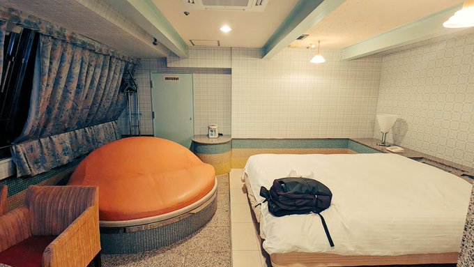 独りラブホ（一ヶ月ぶり9回目 https://t.co/owQXC6xHAE<a href="/tag/%E8%81%96%E5%9C%B0%E5%B7%A1%E7%A4%BC"class="tags"><span>#聖地巡礼</span></a><a href="/tag/%E3%82%B7%E3%83%A3%E3%83%8B%E3%83%9E%E3%82%B9"class="tags"><span>#シャニマス</span></a>