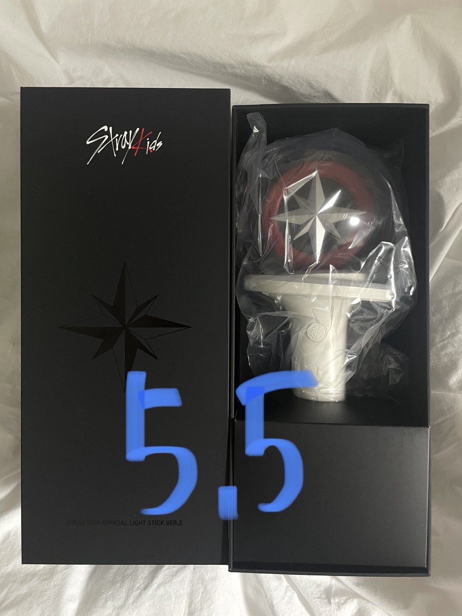 vtydyd's tweet photo. 스트레이키즈 응원봉 ver.2 뉴침봉 (미사용 Not used) 5.5

퍼핌 망토 3.7 (미사용 Not used)

스키즈 콘서트 양도 교환 포카 승민 현진 창빈 방찬 필릭스 리노 한 아이엔 straykids skz 특 미공포 pc pcs wts sell lightstick skzoo https://t.co/3DILv8LkQs
