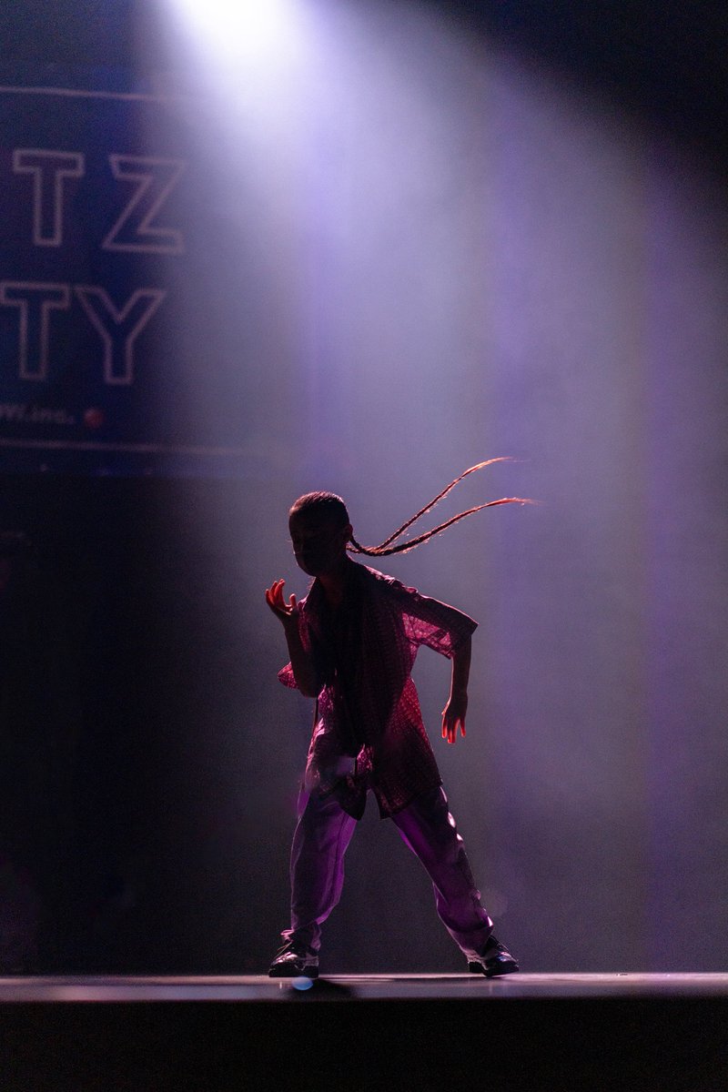 d51498c56's tweet photo. dance .studio.flow
BRATZ PARTY

α7RⅣ
FE 85mm F1.4 GM SEL85F14GM https://t.co/9mcBGd8ucJ
