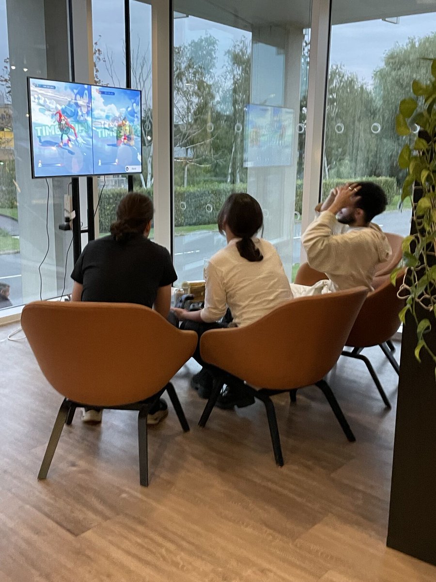 Frontier Careers tweet media