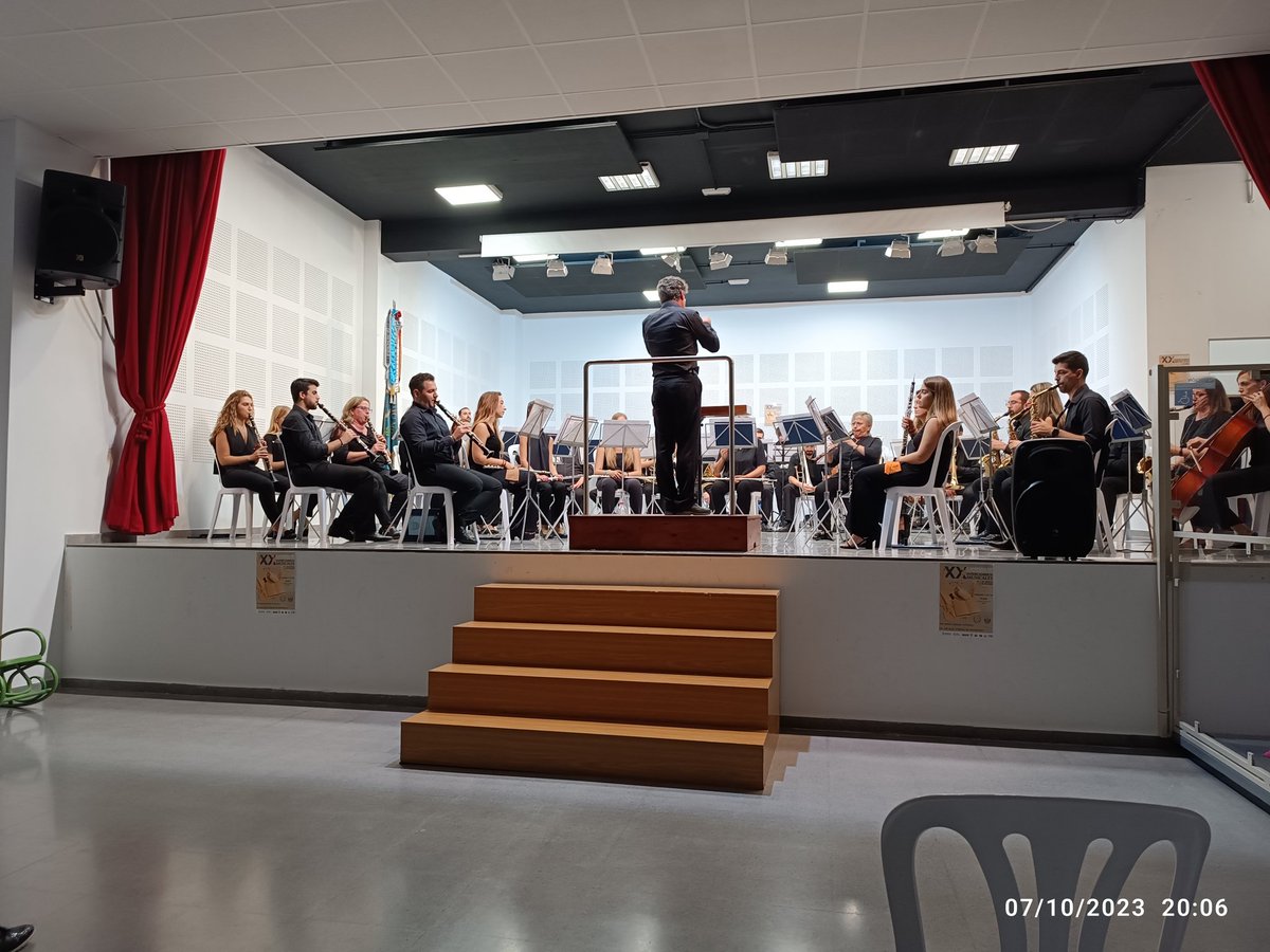 CimYatova's tweet photo. Os dejamos las fotos de los intercambios que se han realizado este fin de semana con nuestra banda amiga la Sociedad Musical San Blas de Teresa de Cofrentes. Esperamos que hayan sido de vuestro agrado. Muchísimas gracias a l@s music@s de ambas sociedades y a las directiva.

#cim https://t.co/iKg6wkFdxj