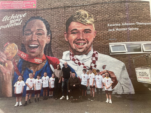 Thank you so much Katarina and Jack for visiting us yesterday. A massive thank you to Paul Curtis for his amazing art work on our school wall, reminding our pupils and whole school community that they CAN achieve their potential. @JohnsonThompson @jackhstt @PaulCurtisArty