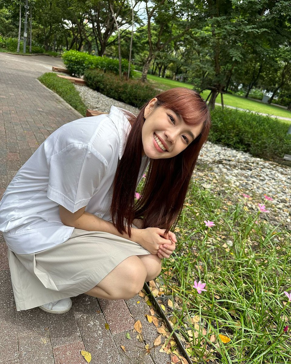 CherprangFCTH's tweet photo. อย่างน้อยฉันเคยได้รักเธอ รักด้วยการไม่หวังอะไร~• 🐱🎵🎶

#CherprangBNK48 
#CherprangAreekul https://t.co/iGj2ZG8yBj