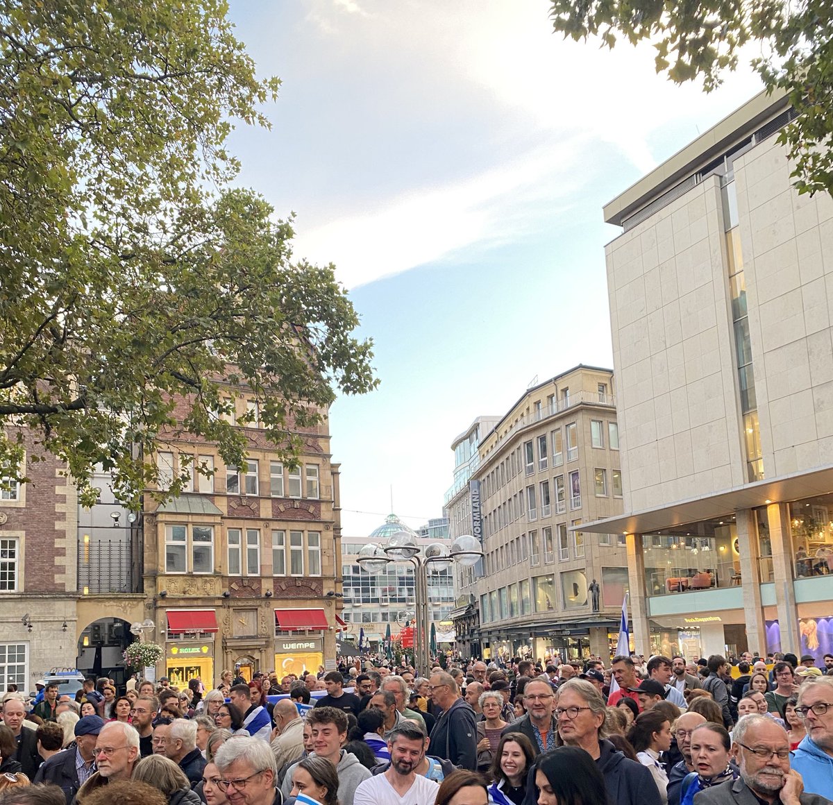 #Dortmund solidarisch mit Israel! Ein voller Platz gegen Antisemitismus und Terror