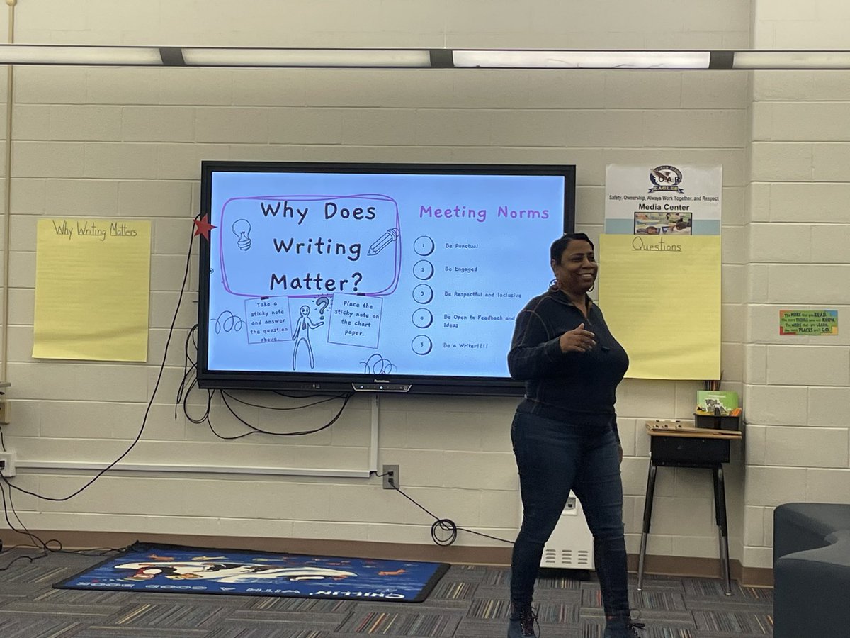 APSFinchEagles's tweet image. PD Sessions @APSFinchEagles were lit 🔥! #scienceinreading #smallgroupinstruction #writingmatters @DrTSpencer @_craigasimmons @apsupdate