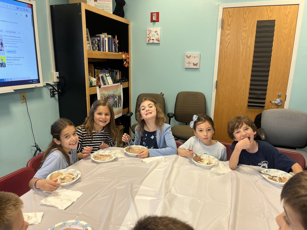 Melissa.Kolenski (@melandyk) on Twitter photo Celebrating our September MV Moment winners with an ice cream party in my office! <a href="/MountOliveTSD/">Mount Olive Township School District</a> <a href="/MtView07836/">Mountain View School</a> Celebrating our September MV Moment winners with an ice cream party in my office! <a href="/MountOliveTSD/">Mount Olive Township School District</a> <a href="/MtView07836/">Mountain View School</a>