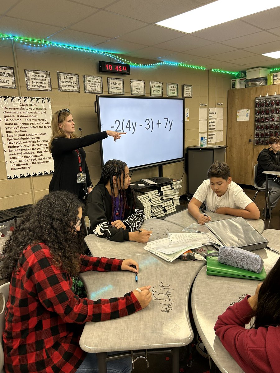 LeslieCRichard2's tweet image. Focused and purposeful math intervention at Rudd Middle with Ms. Huey #StudentVoices #MakeSenseofMath @JEFCOED @Jefcoed6_12 @RuddMiddle