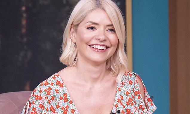 Holly Willoughby quits This Morning after 14 years trib.al/4eOKjph