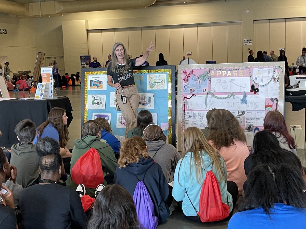 Amy Cummings tweet media