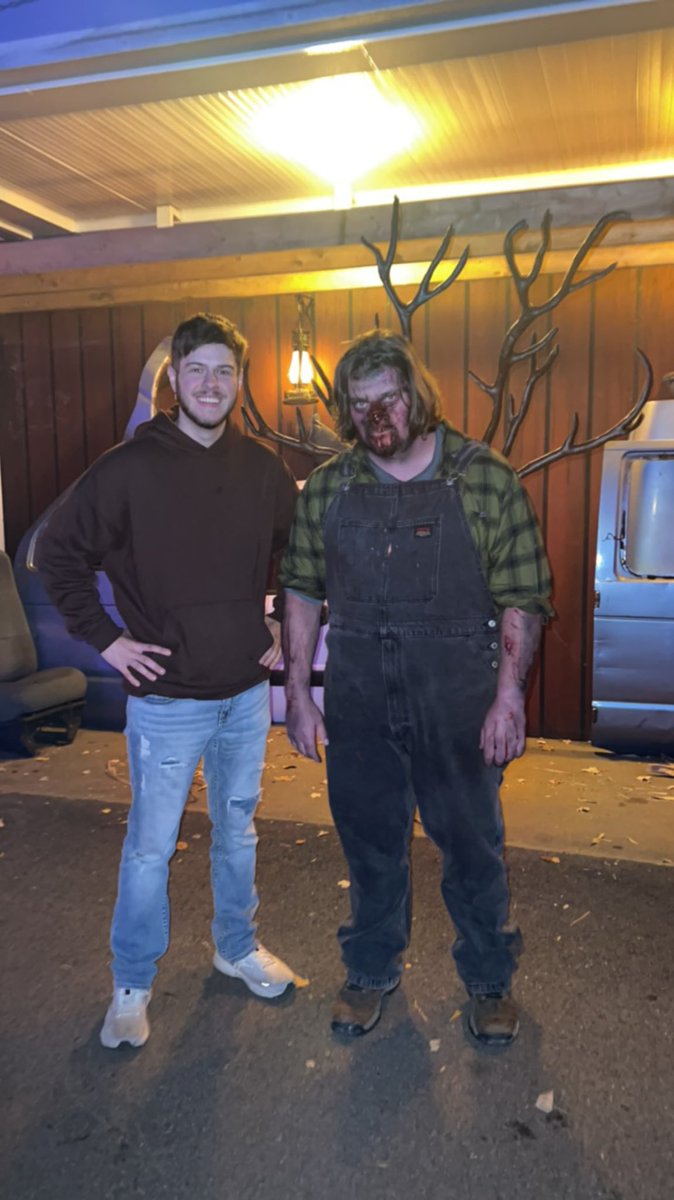 TheRealGeekin's tweet photo. @PicturesFoIder https://t.co/S4x7v8zmEM