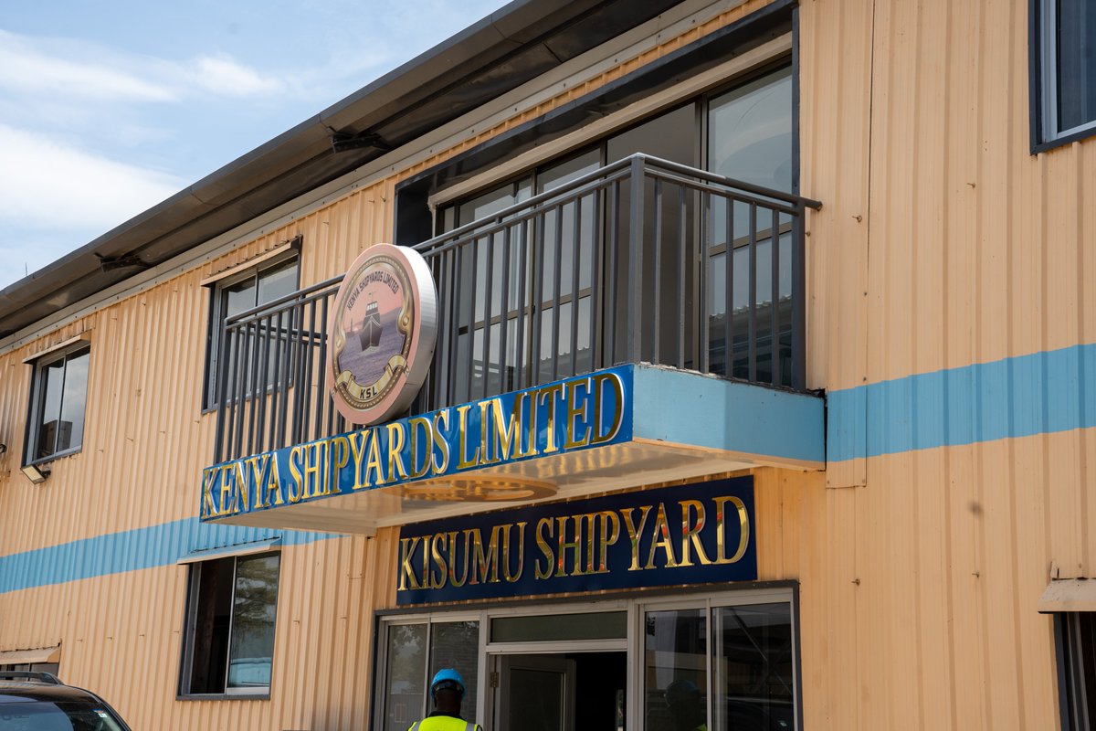 🧵As part of the #DRR symposium in #Kisumu, we visited @KenyaShipyards ⛴️which is working to sustainably support the maritime industry & boost the Blue Economy in the Region.