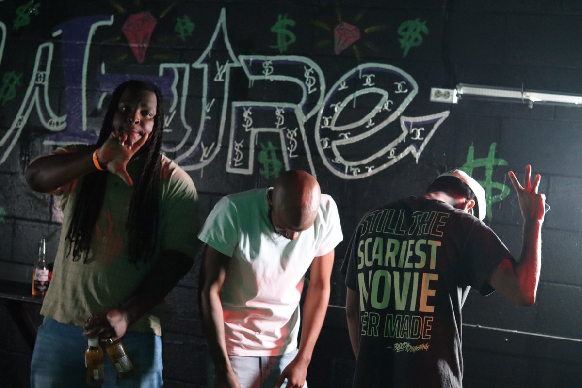 1yungcoby's tweet photo. BIG 3 🪂 https://t.co/abtzwvvZ2h