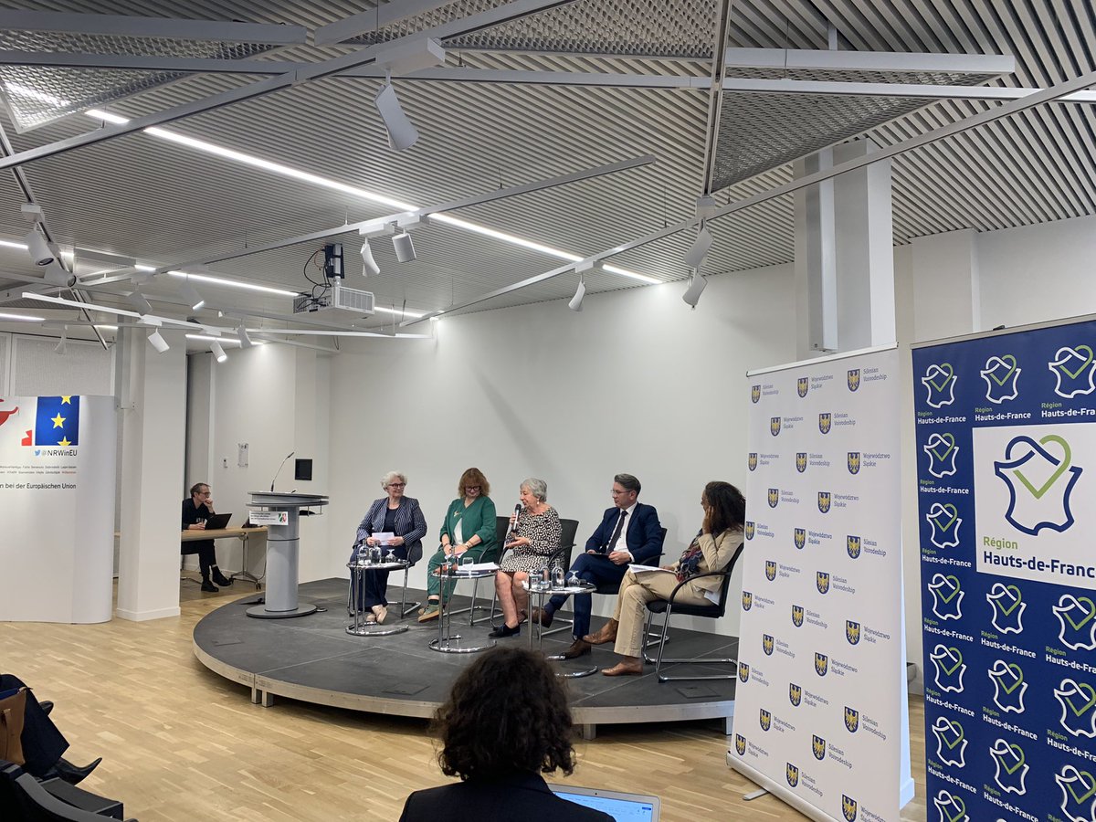 2nd panel starts with Mrs Masina, Deputy Jead of Unit in DG Empl of <a href="/EU_Commission/">European Commission</a> 
And regional experts:
Mrs Hammerschmidy from MEET Battery Resaerch Center <a href="/uni_muenster/">Universität Münster</a>
Mrs Pierdet-Souverain Deputy Director <a href="/rev3/">rev3</a> <a href="/hautsdefrance/">Région Hauts-de-France</a> 
Mr Sikorski, Director Labour Office in #Katowice