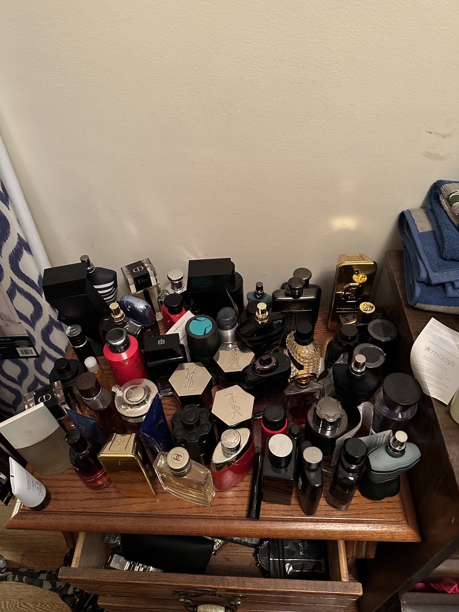 WScrill's tweet image. Smelling fresh at all times is Law.