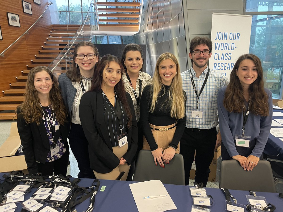 uconngc's tweet photo. On September 29th, our students attended the 2023 Connecticut Genetic Counselors' Association (CTGCA) Conference at The Jackson Laboratory for Genomic Medicine. We had the opportunity to hear from incredible genetic counselors. Thank you CTGCA for a wonderful conference! https://t.co/8vO0KqoinI