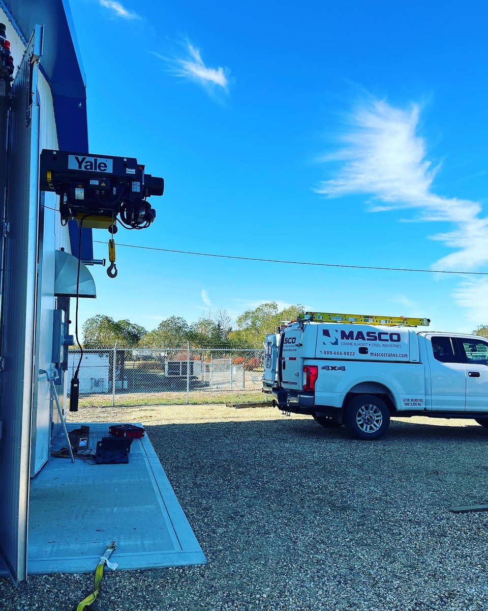 MascoCrane's tweet photo. Some awesome pictures taken by one of our install technicians at a lift station in Alberta. We recently supplied and installed a 1 Ton Yale YKA Hazardous location wire rope hoist and trolley. #hoist #monorailcrane #yegmanufacture https://t.co/kzbaB5Ic6i