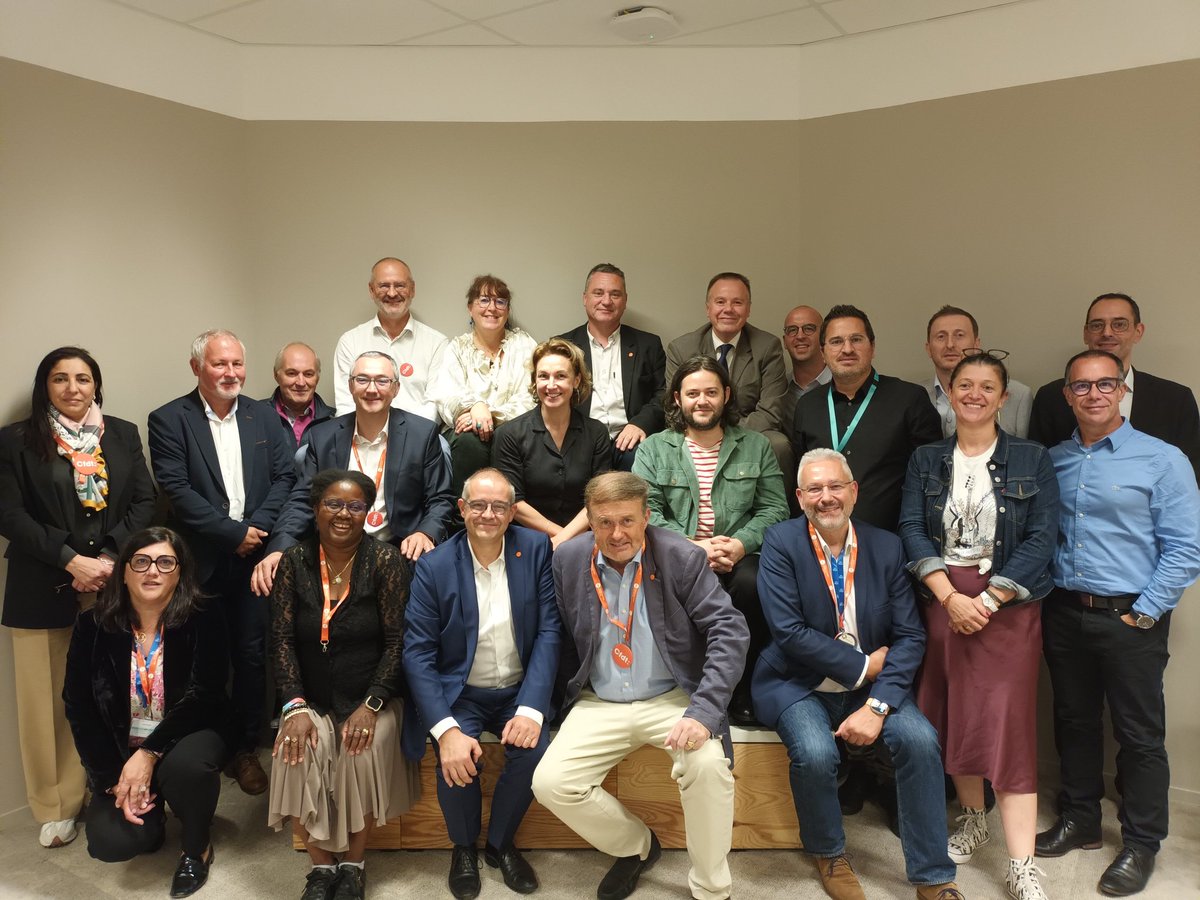 Échanges très riches entre <a href="/MaryliseLeon/">Marylise Léon</a> et les collaborateurs de <a href="/LaBanquePostale/">La Banque Postale</a> autour du pouvoir d'achat, de la transformation écologique... Un collectif <a href="/CFDT/">CFDT</a> plus motivé et soudé que jamais !!!