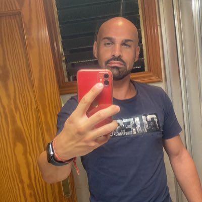 ang50057774's tweet photo. #NuevaFotoDePerfil https://t.co/0x6Lzcu4TN