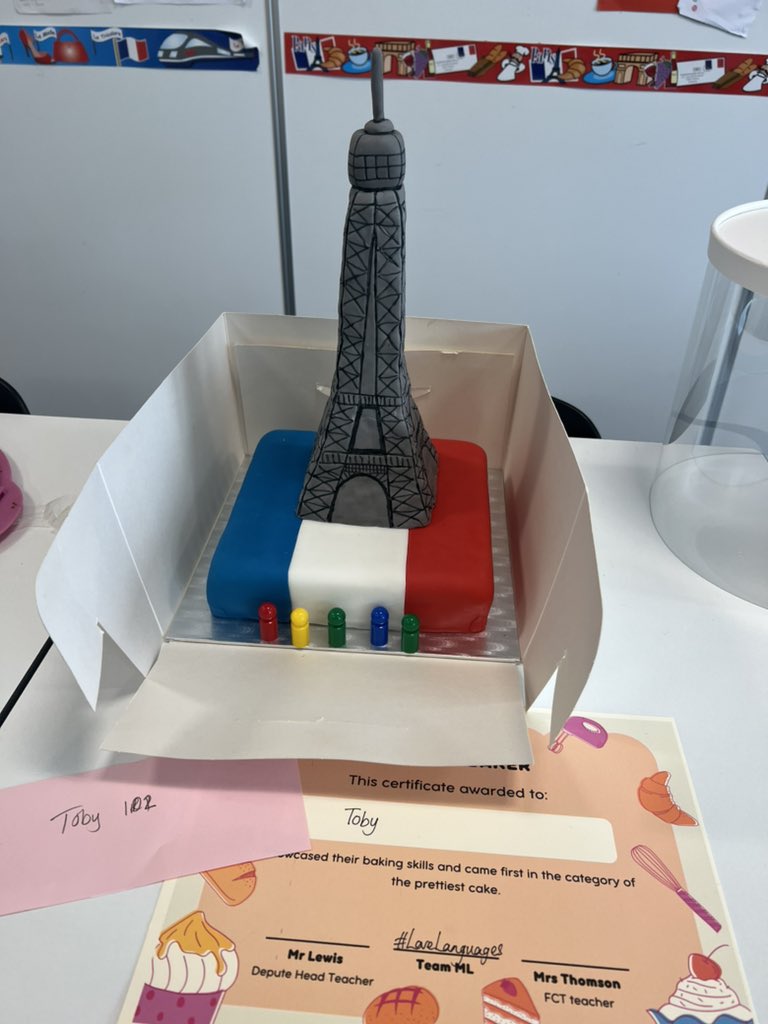 QHS Modern Languages tweet media