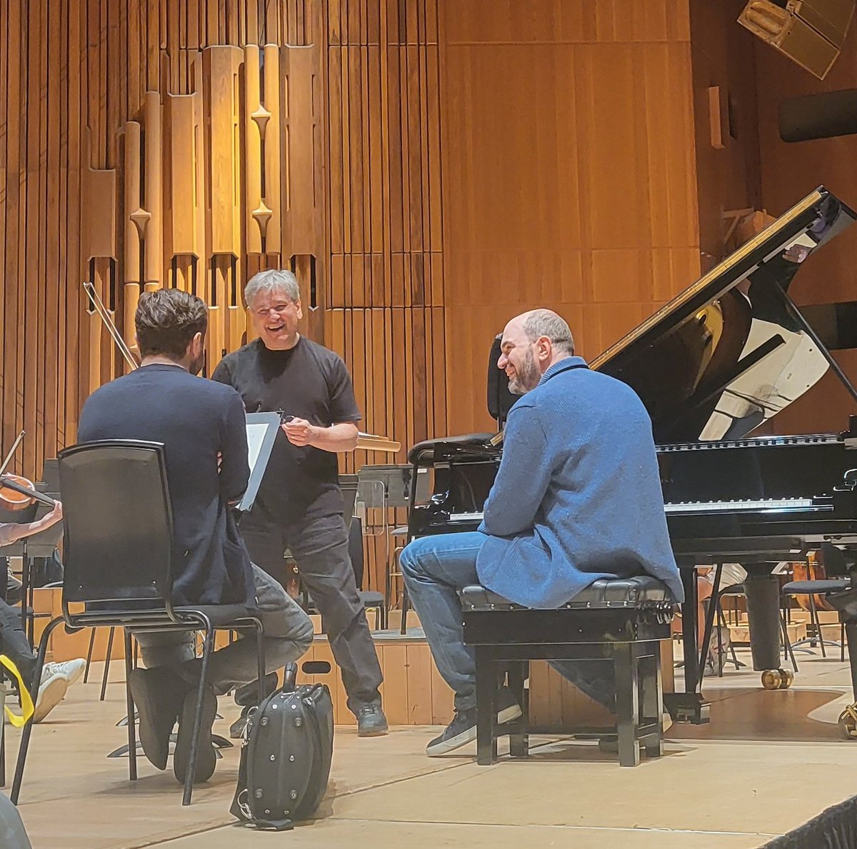 maxinekwokvln's tweet photo. #Pappano chats to @kirillgerstein and @londonsymphony concertmaster #AndrejPower. Join us on Thursday!https://t.co/DbHQ9wXVoz https://t.co/DV4POO0u9j